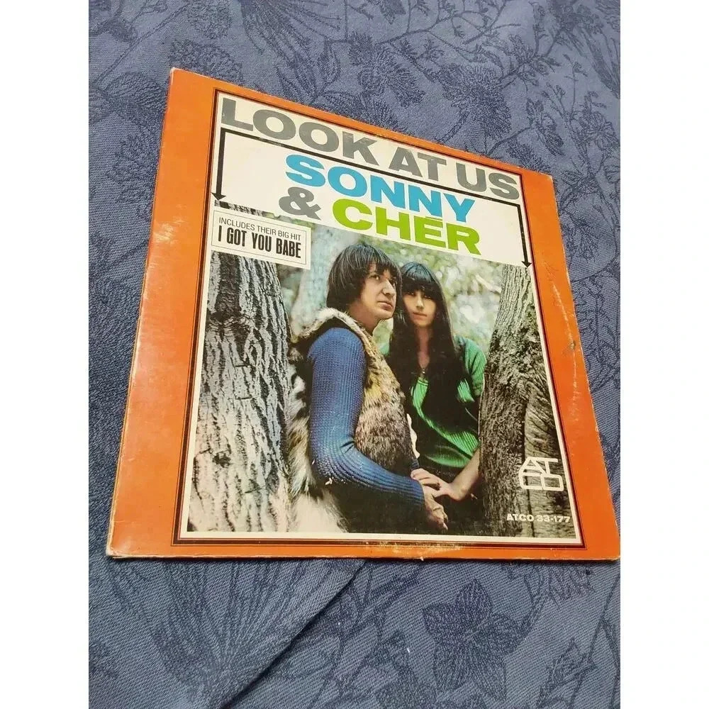 Look at US Album Sonny & Cher I got you Babe Atco 33-177 Dated 1965